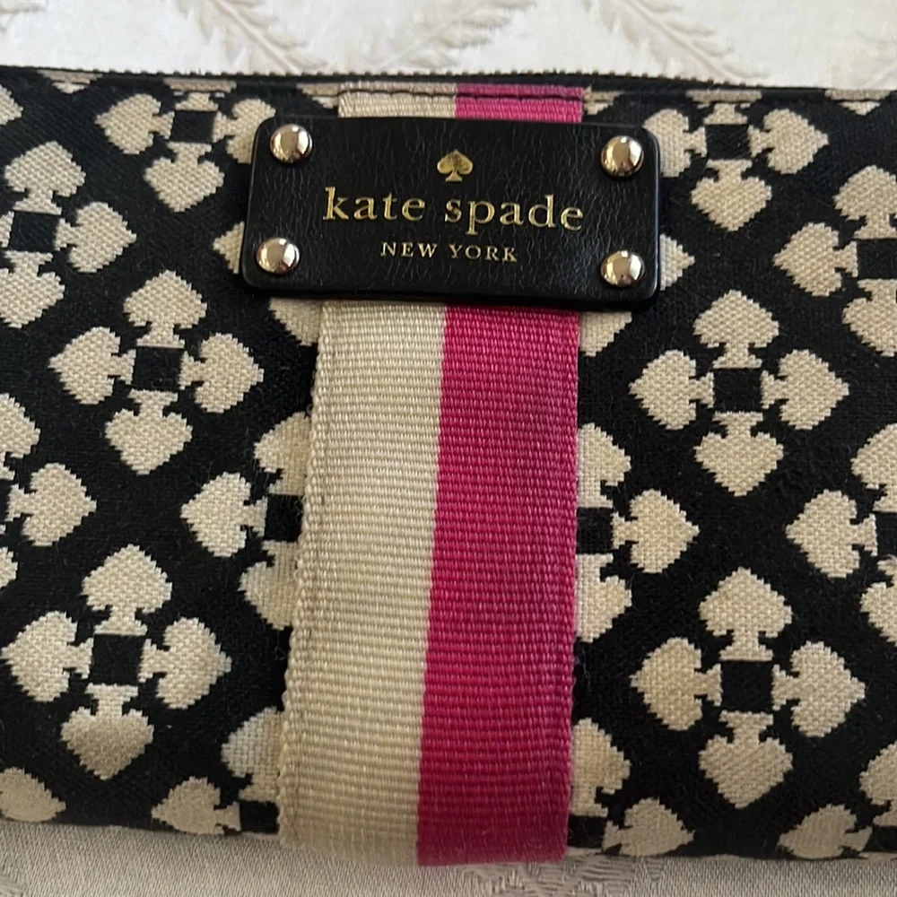 Kate spade wallet - Picture 2 of 5